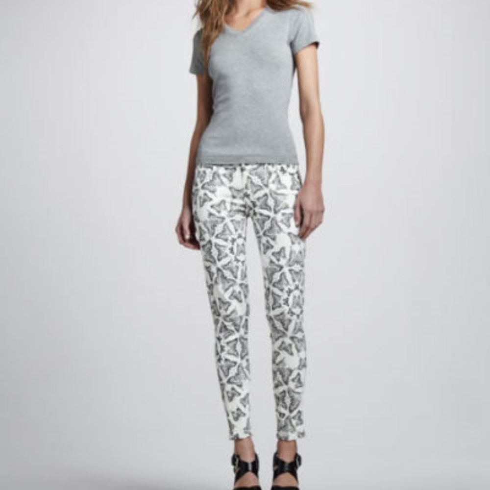 NWT $189 PAIGE Verdugo Butterflies Skinny Crop - Picture 3 of 3